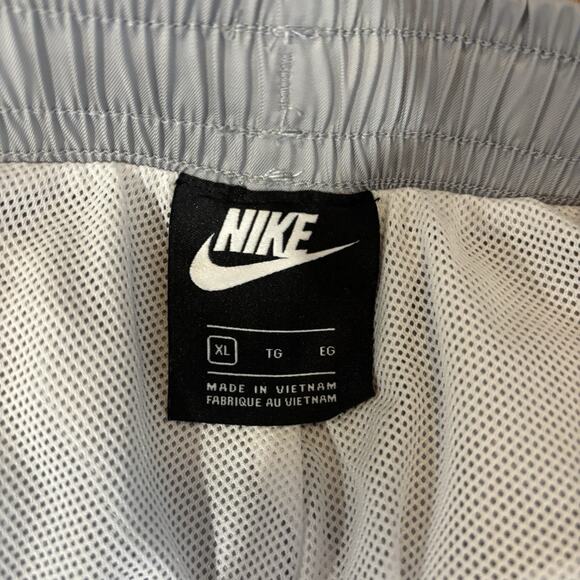 Nike Club Essentials Swim Trunks Shorts Mens XL CJ4486 Loose Fit Colorblock Prep - Picture 4 of 11